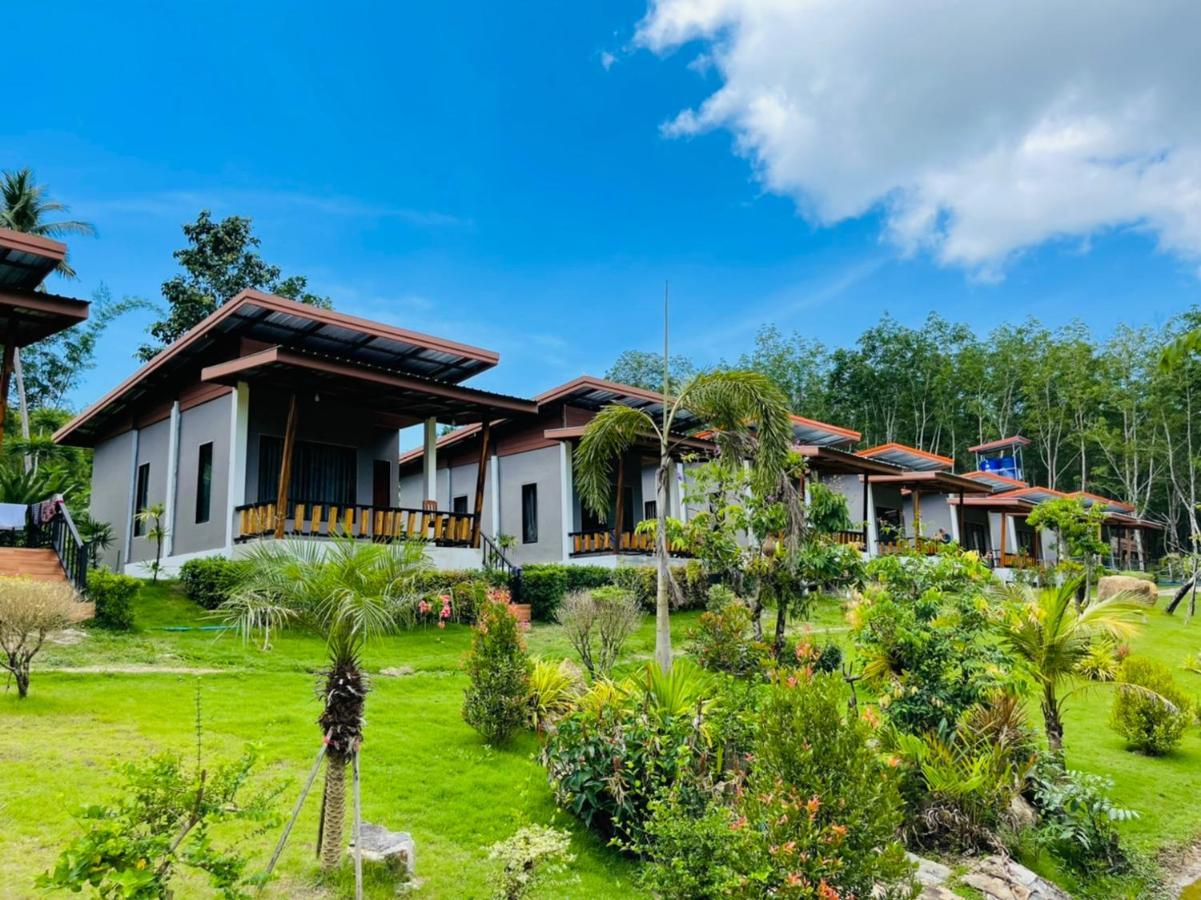 Phurin Thara Resort Ko Lanta Екстериор снимка