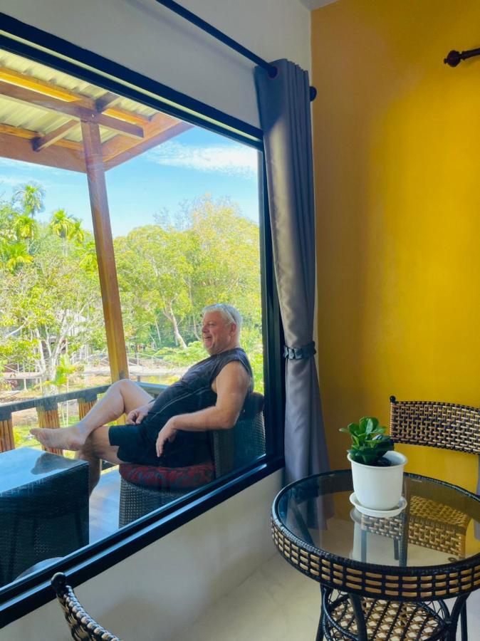 Phurin Thara Resort Ko Lanta Екстериор снимка